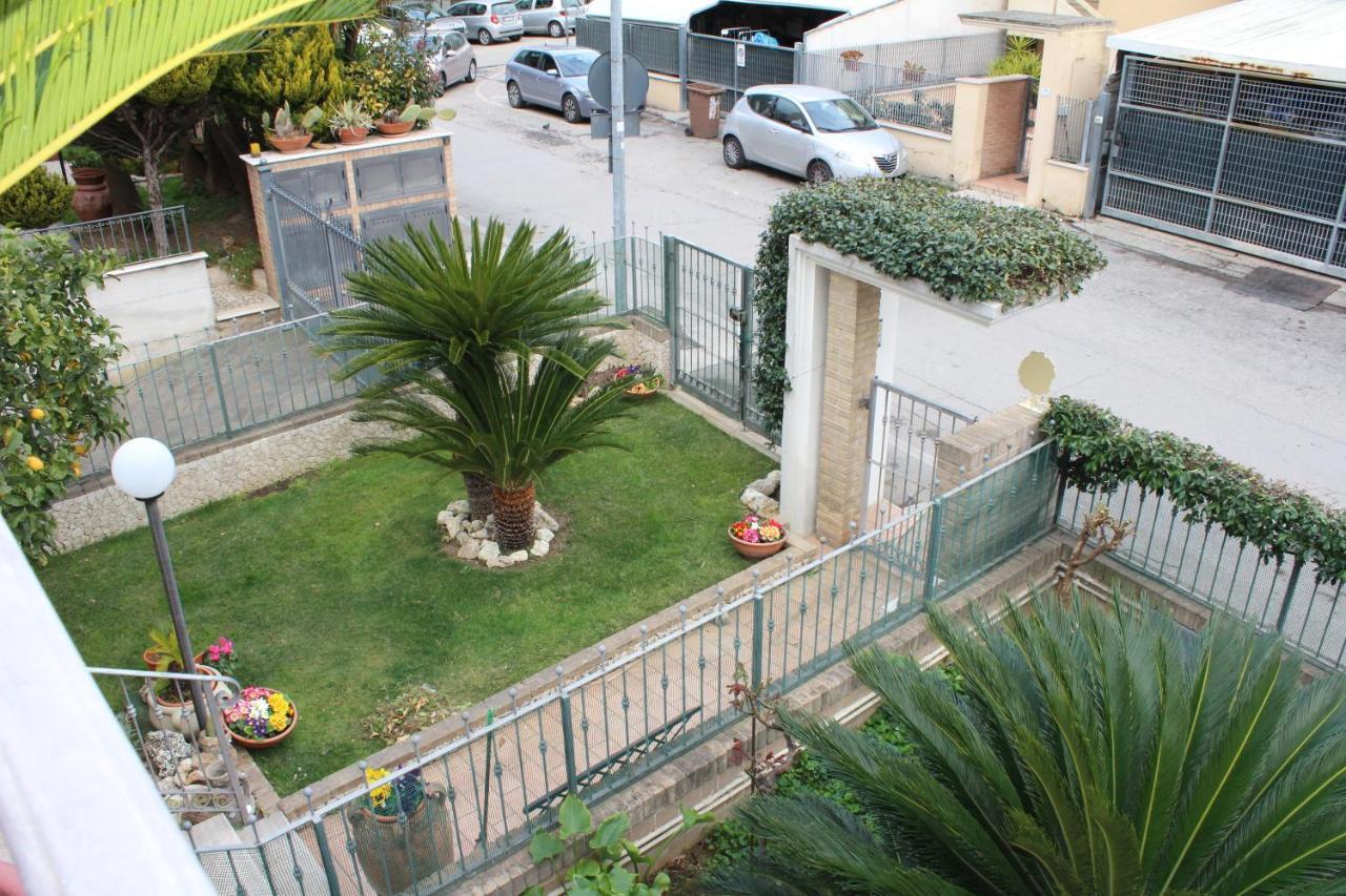 B&B Villa Lilla San Benedetto del Tronto Exterior photo